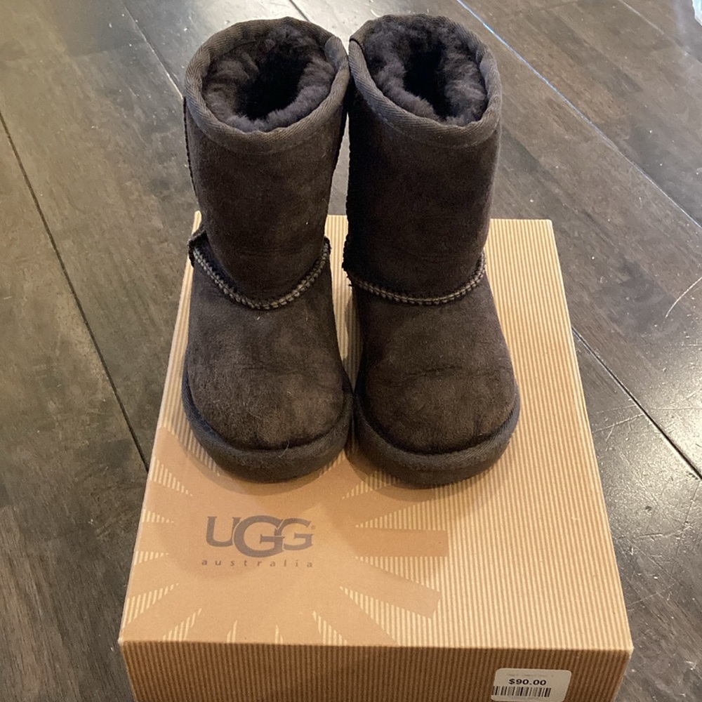 UGG baby size 6 boots